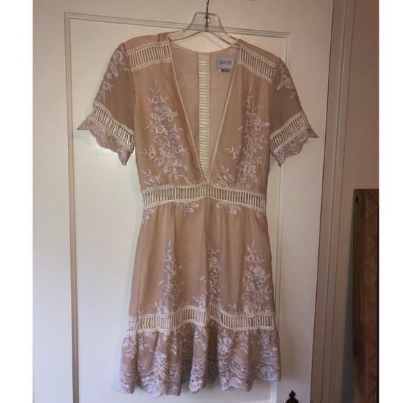 SAYLOR Whimsical Dress ✨ - Picture 2 of 4